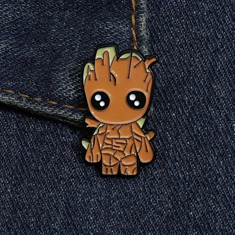 Groot pin op spijkerjasje