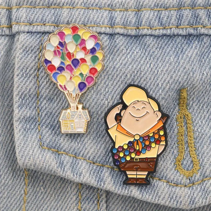 Up pin op spijkerjasje
